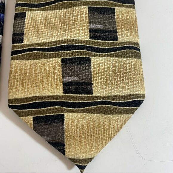 Di Moggio Handmade 100% Silk Set of Two Vintage Ties in Yellow and Blue - Picture 3 of 6